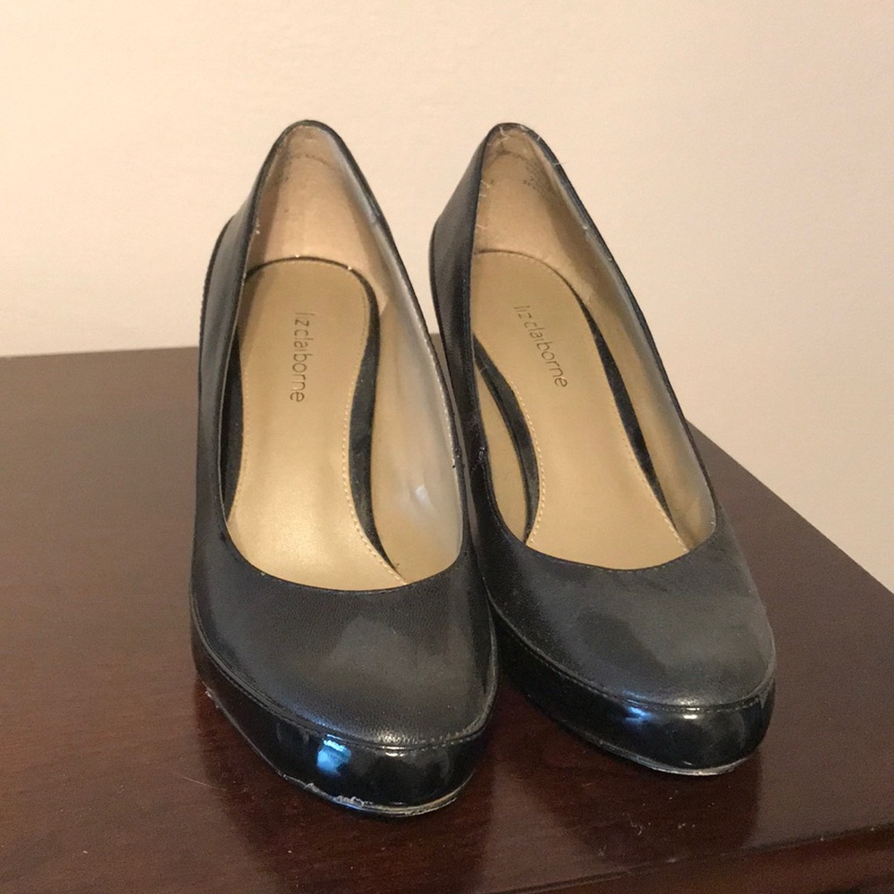 Liz Claiborne black heels size 7.5